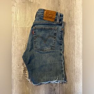Levi Jean shorts size 24